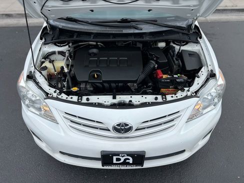 Used 2013 Toyota Corolla LE image 10