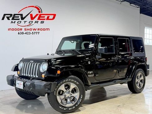 Used 2017 Jeep Wrangler Unlimited Sahara AWD/4WD image 1