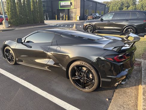 Used 2020 Chevrolet Corvette Stingray Coupe w/ 1LT RWD image 8