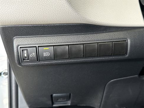 Used 2024 Toyota Corolla LE image 16