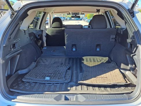 Used 2024 Subaru Outback Premium image 33
