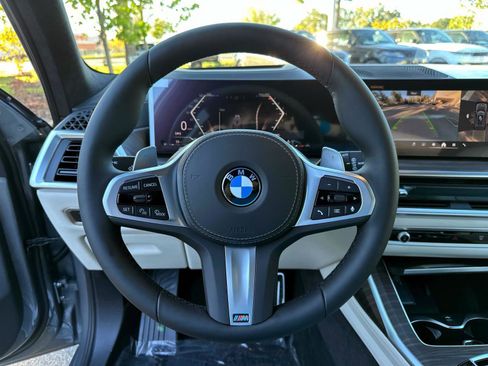 New 2026 BMW X7 xDrive40i w/ M Sport Package image 23