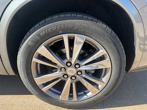 Certified 2025 Cadillac XT6 Premium Luxury w/ Technology Package image 10