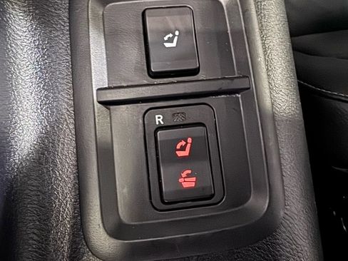 Used 2018 Toyota Sequoia TRD Sport image 17