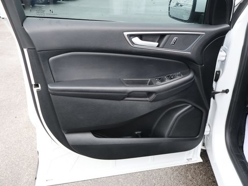 Used 2023 Ford Edge SEL w/ Convenience Package image 24