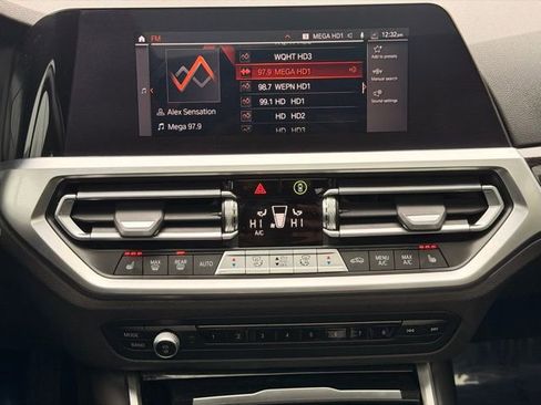 Used 2021 BMW 330i xDrive Sedan w/ Convenience Package image 34