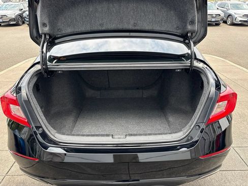 Used 2019 Honda Accord Sport image 8