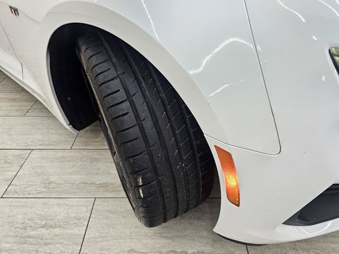 Used 2019 Chevrolet Camaro SS RWD image 33