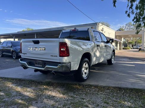 Used 2025 RAM 1500 Big Horn AWD/4WD image 9