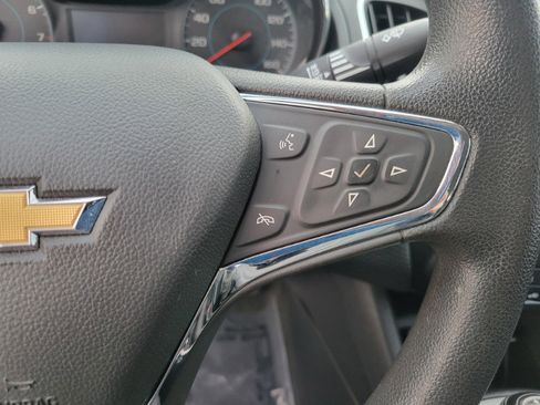 Used 2018 Chevrolet Cruze LT w/ Convenience Package image 35