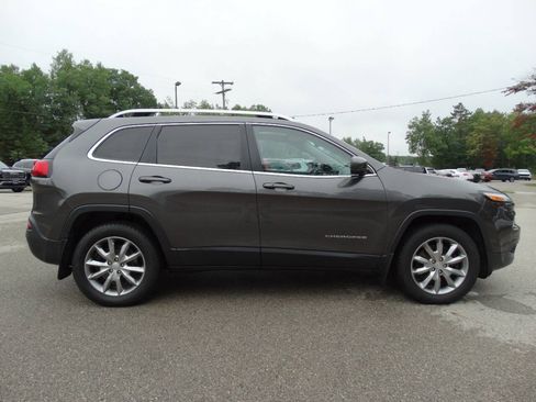 Used 2018 Jeep Cherokee 4WD Limited w/ Luxury Group w/ Luxury Group image 49