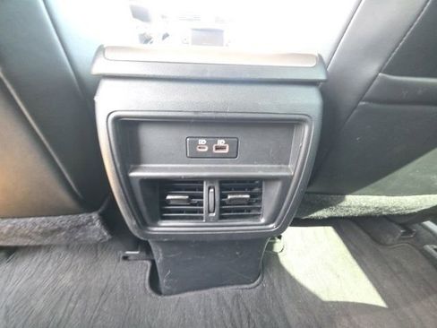 Used 2023 Nissan Murano SV image 24