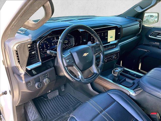 Used 2023 Chevrolet Silverado 1500 High Country RWD image 14