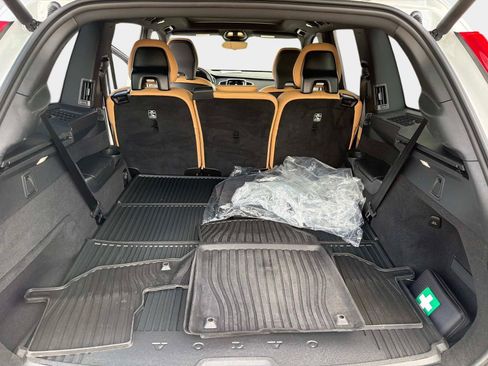 Used 2024 Volvo XC90 T8 Ultimate w/ Protection Package Premier AWD/4WD image 11