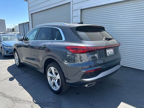 Used 2025 Audi Q5 Premium Plus w/ Premium Plus AWD/4WD image 4