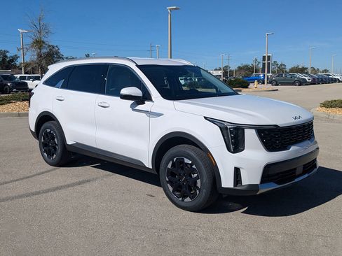 New 2026 Kia Sorento S AWD/4WD image 2