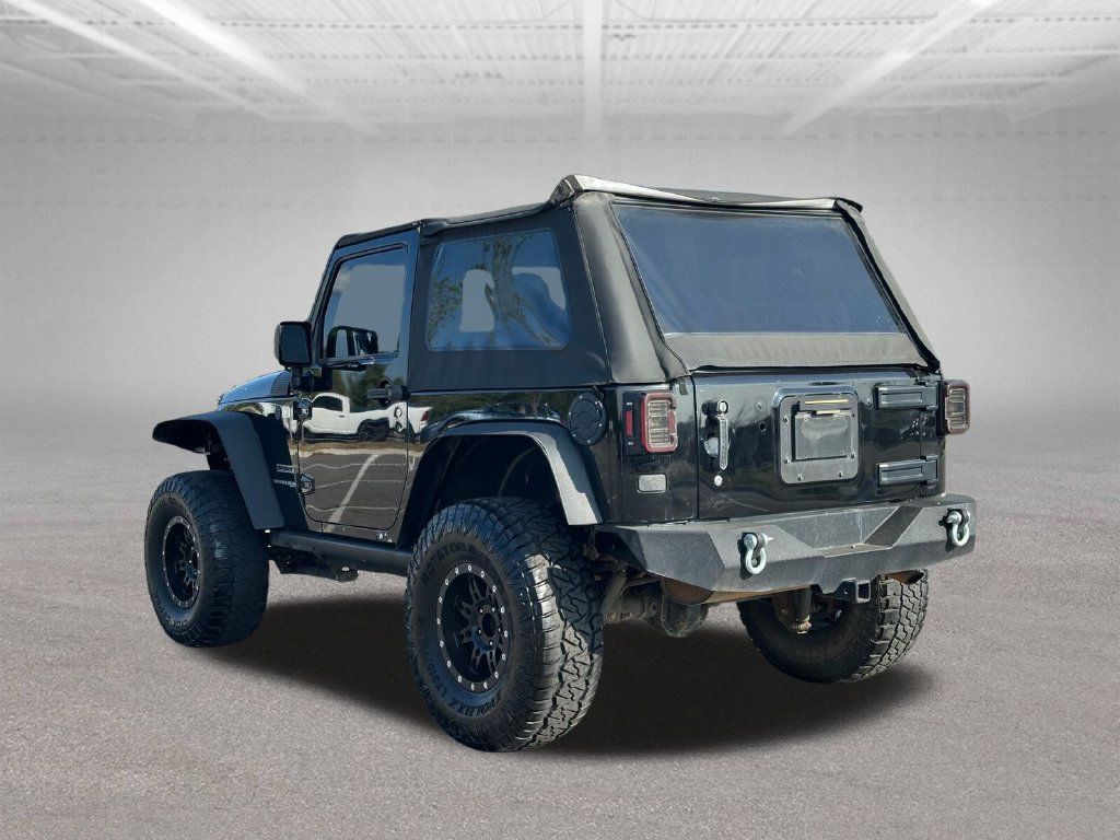 Used 2018 Jeep Wrangler Sport w/ Connectivity Group AWD/4WD image 5
