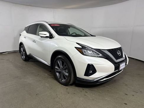 Used 2024 Nissan Murano Platinum w/ Cargo Package image 3