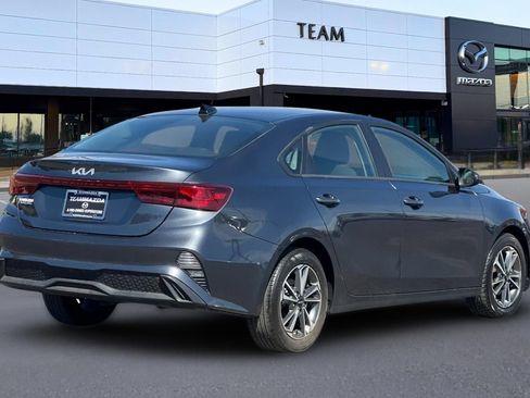 Used 2024 Kia Forte LXS w/ LXS Technology Package FWD image 4
