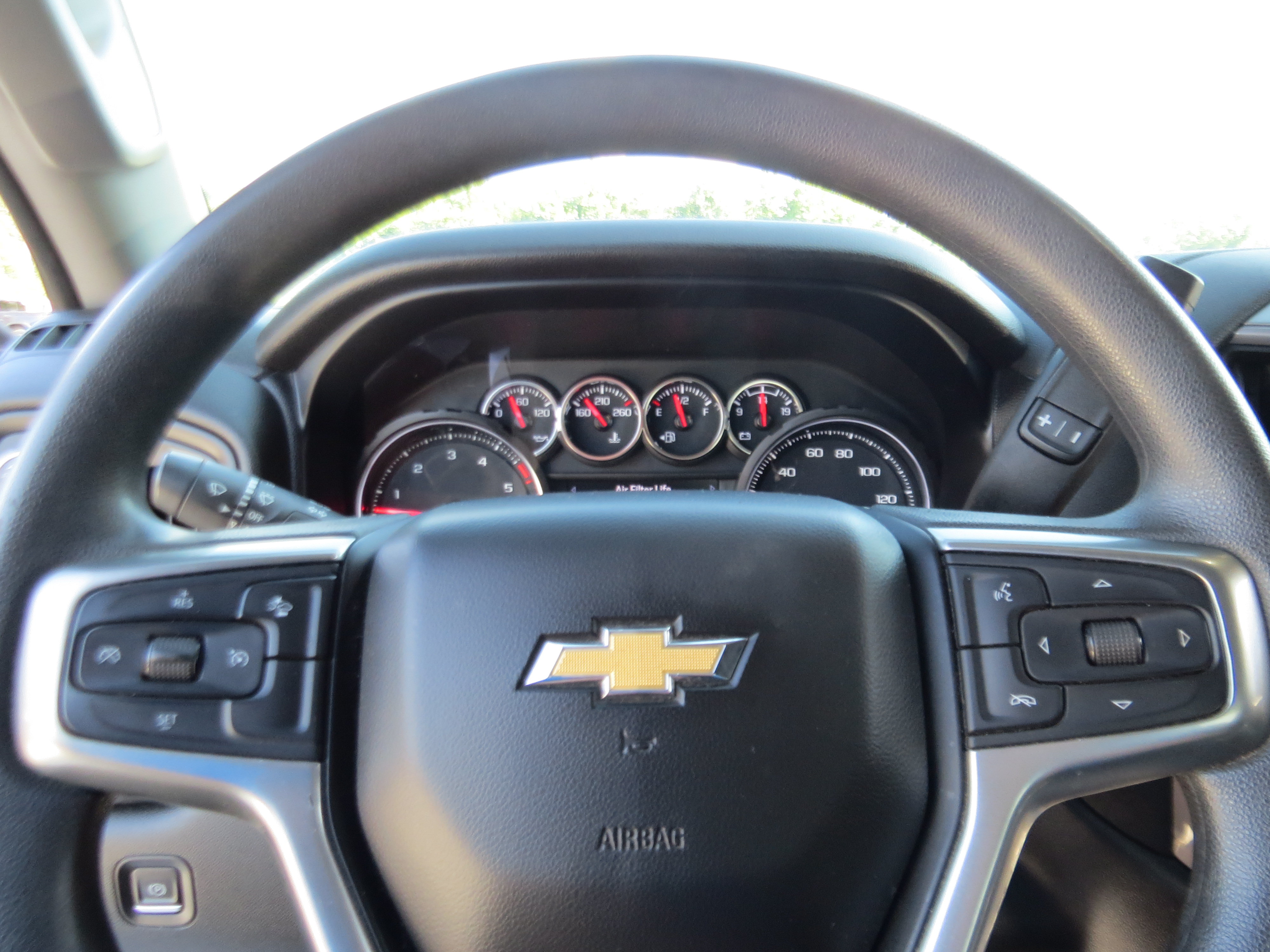 Used 2022 Chevrolet Silverado 2500 Custom w/ Custom Value Package AWD/4WD image 19