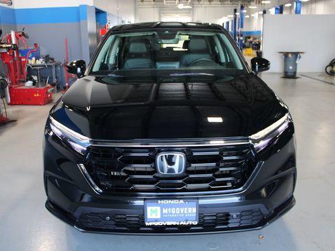 Used 2024 Honda CR-V EX-L image 2