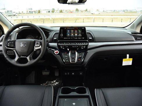 New 2026 Honda Odyssey Elite image 7