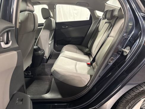 Certified 2017 Honda Civic EX-T image 5