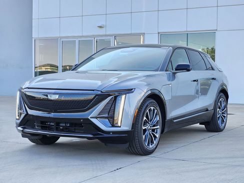 New 2026 Cadillac Lyriq Premium Sport image 7