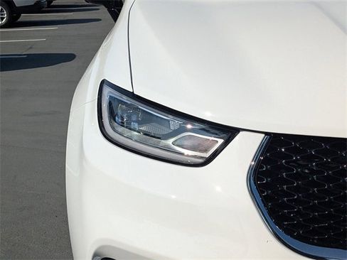 New 2026 Chrysler Pacifica Select image 10