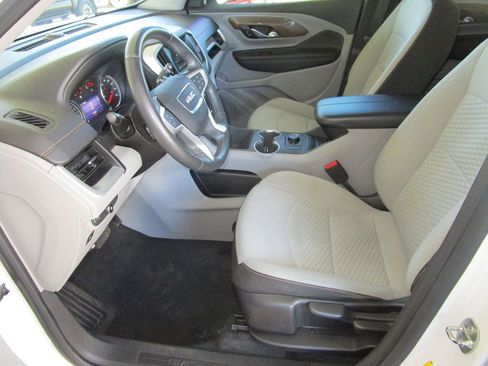 Used 2019 GMC Terrain SLE image 17