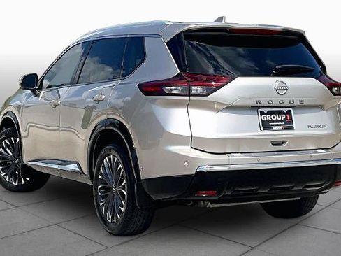 Certified 2024 Nissan Rogue Platinum FWD image 12