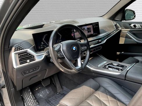 Used 2025 BMW X5 sDrive40i RWD image 13