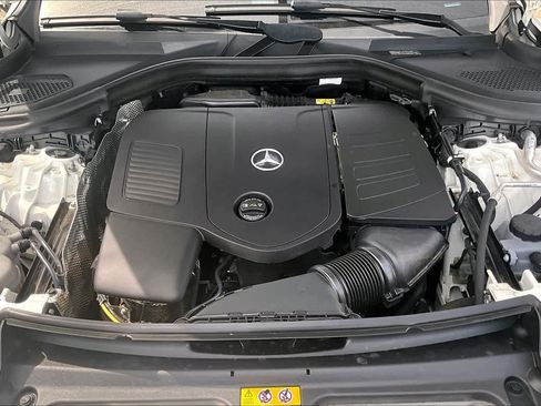 Certified 2025 Mercedes-Benz GLC 350e 4MATIC image 32