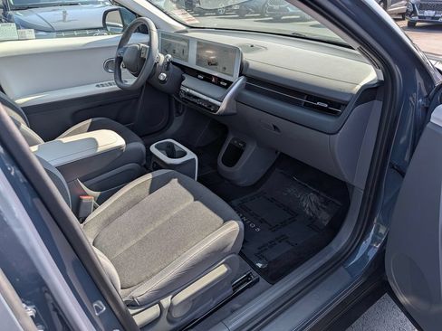 Certified 2024 Hyundai Ioniq 5 SEL RWD image 9