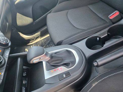 Used 2023 Kia Forte LXS FWD image 16
