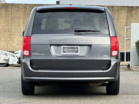 Used 2017 Dodge Grand Caravan SE w/ Power Window Group image 8