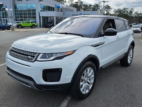 Used 2019 Land Rover Range Rover Evoque SE image 3