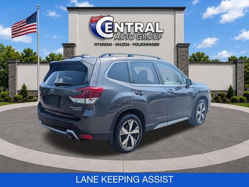Used 2021 Subaru Forester Touring AWD/4WD image 7