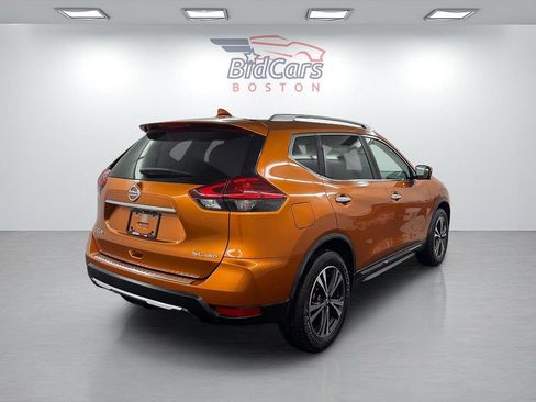 Used 2017 Nissan Rogue SL w/ SL Premium Package AWD/4WD image 4