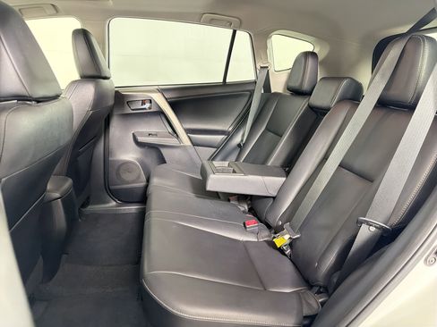 Used 2015 Toyota RAV4 Limited image 14