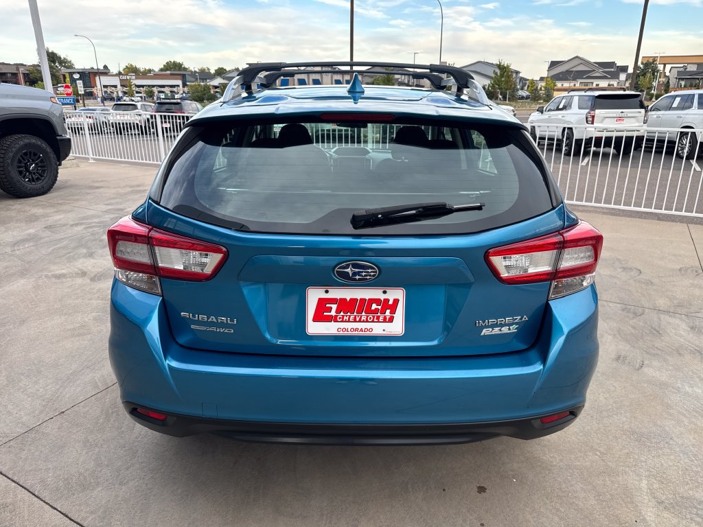 Used 2017 Subaru Impreza 2.0i Premium AWD/4WD image 4