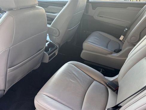 Used 2023 Honda Odyssey EX-L image 11