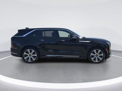 Used 2026 Cadillac Escalade IQ Luxury 1 image 3