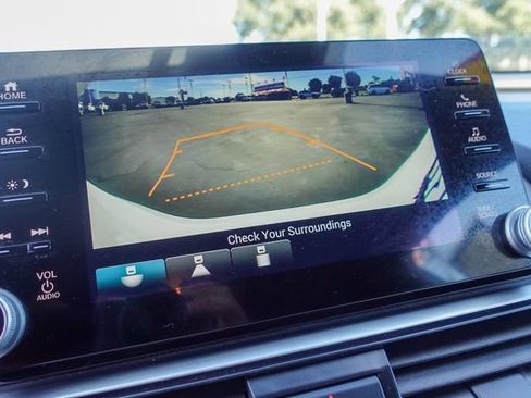 Used 2022 Honda Accord Sport image 18