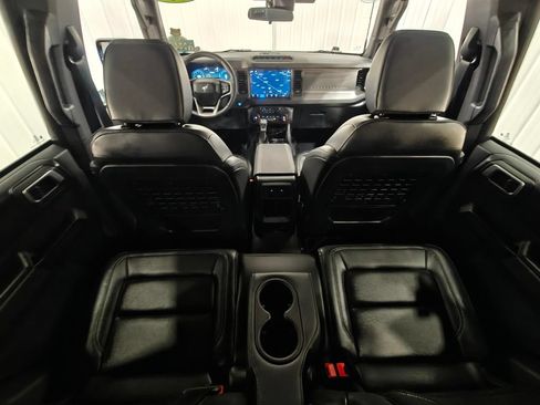 Used 2026 Ford Bronco Badlands w/ Sasquatch Package AWD/4WD image 30