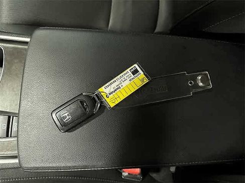 Used 2019 Honda Accord LX image 32