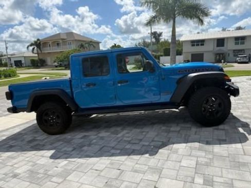 Used 2022 Jeep Gladiator Mojave w/ LED Lighting Group AWD/4WD image 2