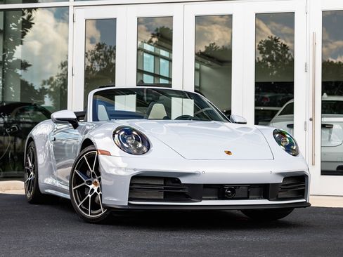 Used 2025 Porsche 911 Carrera image 1