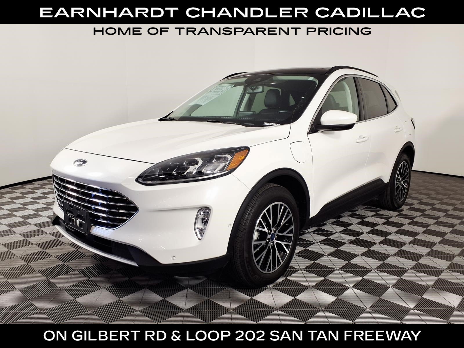 Used 2021 Ford Escape Titanium w/ Titanium Premium Package FWD image 1