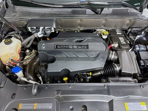 Used 2019 Lincoln Nautilus Reserve AWD/4WD image 40